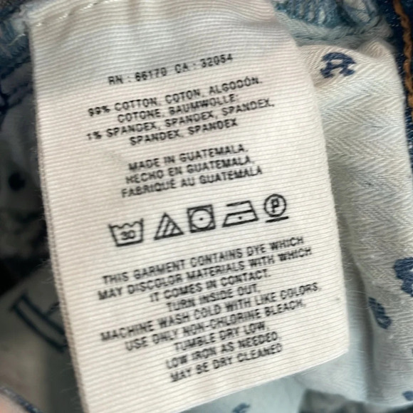 ANTHROPOLOGIE Pilcro Embroidered Stet Denim Shorts size 28 - Picture 10 of 11